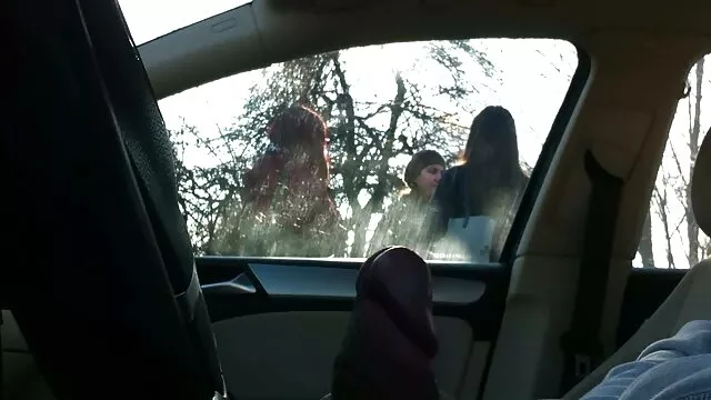 Film porno russo. Dopo i migliori siti porno in hd una breve conversazione, ha diligentemente iniziato a praticare il buco del culo di una cagna, bionda
