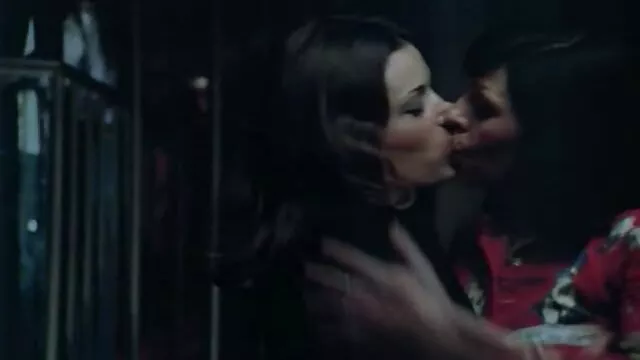 Lussuriosi bel frustate anale bionda film hard hd gratis con la lingua e cazzo di spessore