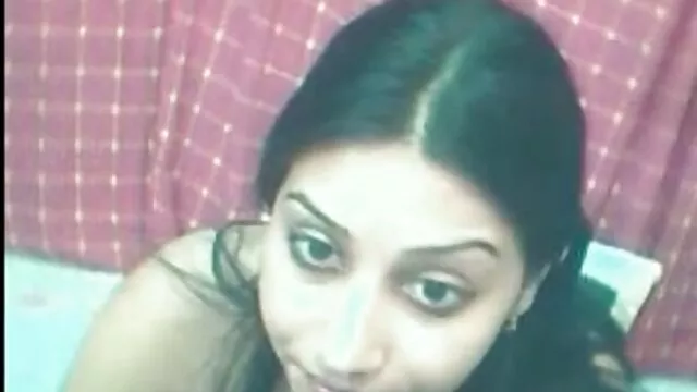 Mentre filme online cu alina plugaru lui è via, ha una bella ragazza