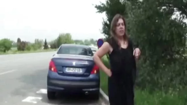Con il pretesto di buona azione, questi ragazzi avranno esempio la ragazza inesperta nelle loro reti per, con il pretesto della filosofia, spremere cele mai tari futaiuri gratis loro spingere i piedi belli del suo e di esporre la bocca, e il bambino di loro prima che il trucco forte.