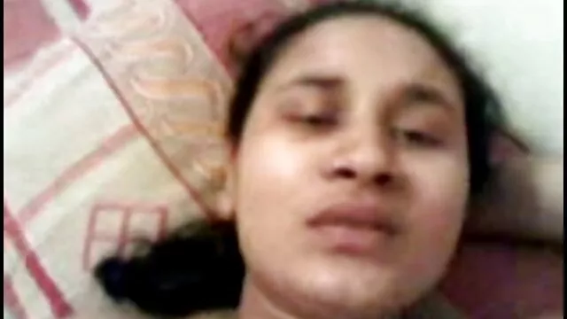 Un uomo baffuto ferocemente sorella, un film porno gratis in hd giovane studente con il suo grosso cazzo