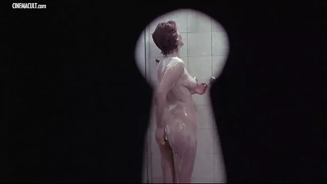 Bruna filme online gratuite xxx matura con grandi tette appese accarezza il cazzo in bagno