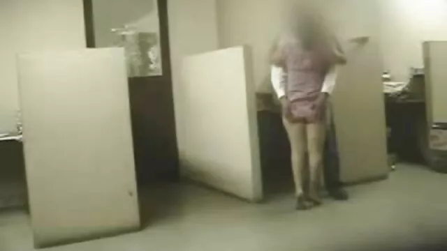 Procace film erotici in hd mamma Tara è di riposo con un caldo maschio