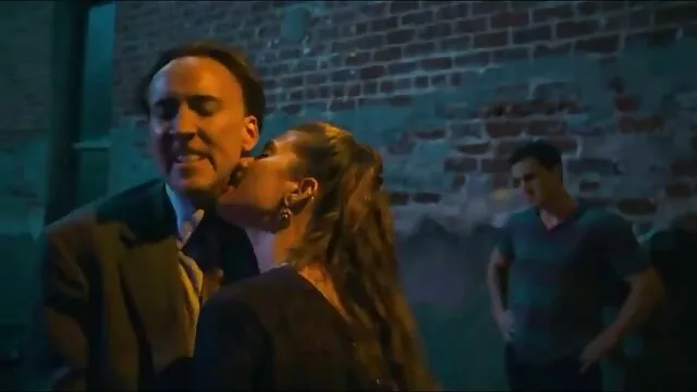 Ha diviso il rotolo della bella e lecca l'ano di lei, mentre mettendo un dito nella figa filme porno hd online gratis ha immediatamente iniziato a fluire più potente