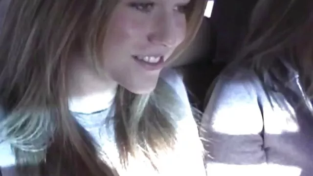 Un filme online cu alina plugaru giovane ragazzo sorella, una cagna in calze