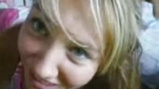18 anno vecchio pulcino succhia massaggi porno in hd cazzo per il primo tempo